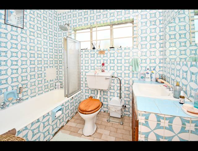 5 BEDROOM HOUSE FOR SALE IN BELLAIRS PARK